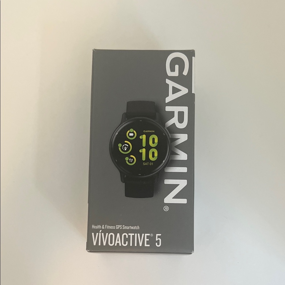Garmin Vivoactive 5 in Black with Yellow Accents